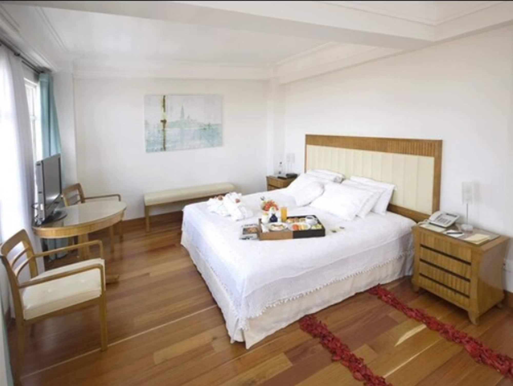 Hotel De La Opera 5*